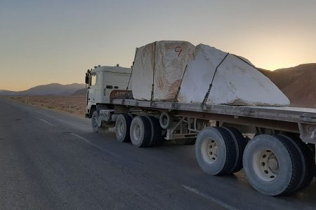 ۷۹ تن سنگ آهن قاچاق در بافت استان کرمان کشف شد -اقطاع خبر