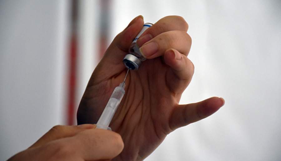 اجرای واکسیناسیون افراد بالای 45 سال در کرمان