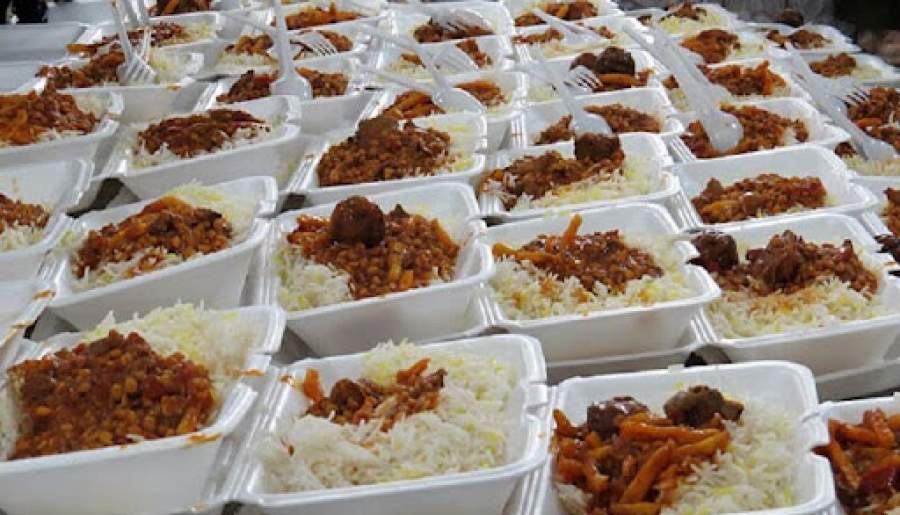 توزیع ۱۵۰۰ پرس اطعام علوی توسط خادمیاران رضوی
