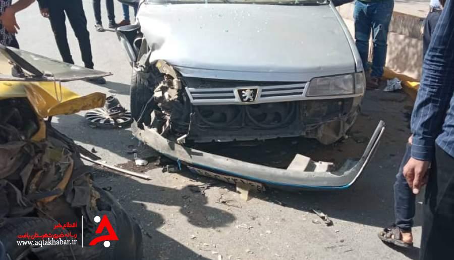 شش مجروح در تصادف خیابان ١٧ شهریور