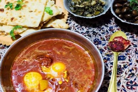 اشکنه دارای ارزش غذایی بسیار بالایی است/بجای فست فود از غذاهای محلی استفاده کنیم