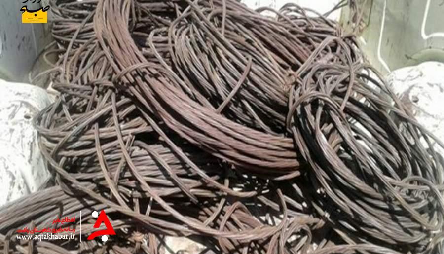 سرقت 5 هزار متر کابل شبکه توزیع برق در شهرستان زرند