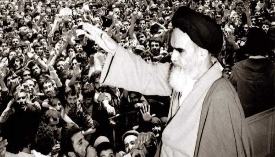 سیاست‌های کلان انقلاب اسلامی؛ نقشه راه حاکمیت دینی/ امور انقلاب و نظام باید به دست افراد کارآمد و مجاهد باشد