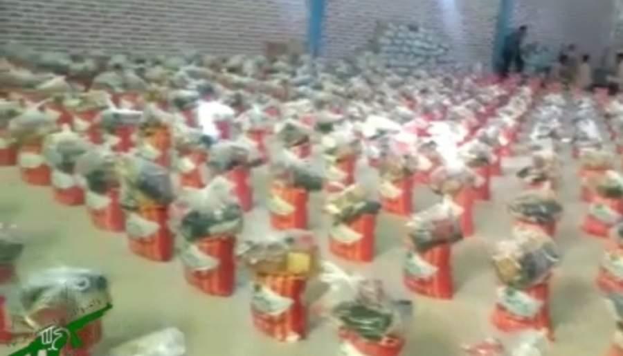 ۱۸۰۰ بسته معیشتی در بین نیازمندان شهرستان ارزوئیه توزیع شد