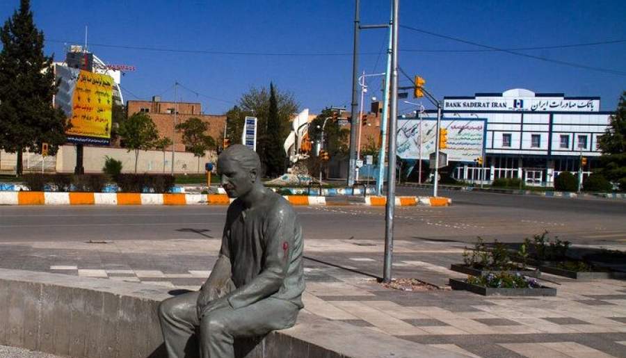 نصب مجسمه «ناظم الاطبا» در چهار راه طهماسب آباد تا یکماه آینده