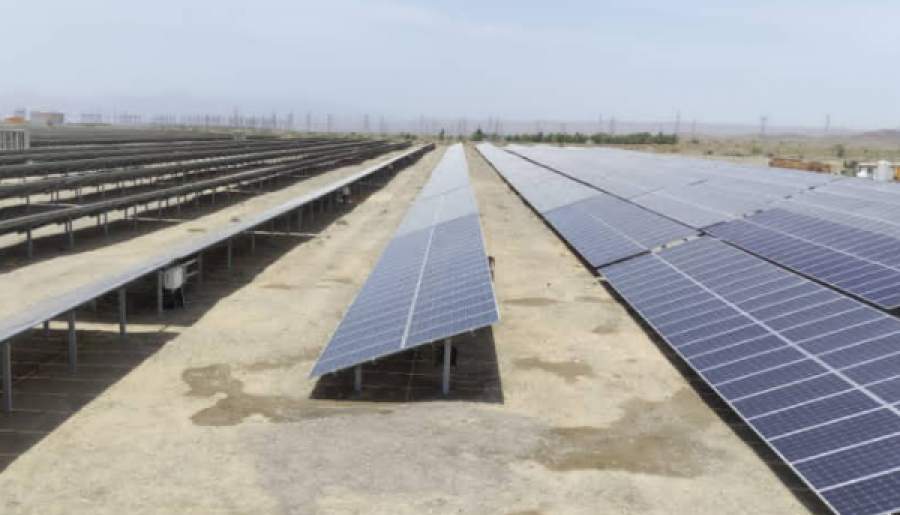نیروگاه پنج مگاواتی خورشیدی در کهنوج  افتتاح شد