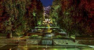 اجرای عملیات نور پردازی باغ شاهزاده ماهان