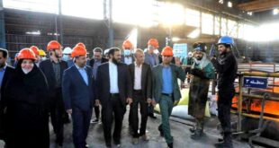 بازدید وزیر اقتصاد از کارخانه فولادسازی زرند ایرانیان