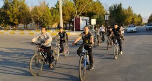 همایش دوچرخه سواری به مناسبت هفته تربیت بدنی در شهرستان کوهبنان