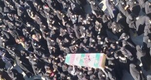 وداع مردم کرمان با شهدای گمنام دوران دفاع مقدس