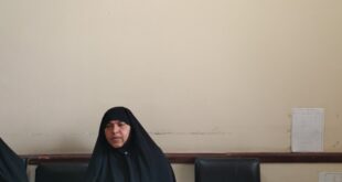دختر کهنوجی که اعلامیه‌ها امام خمینی(ره) را زیر چادر پنهان می‌کرد
