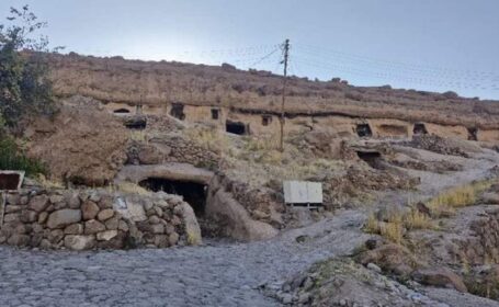 روستای تاریخی میمند اولین مقصد استاندار کرمان