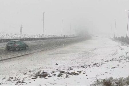 برف و یخبندان در ۹۰ درصد جاده‌های کرمان+فیلم -اقطاع خبر