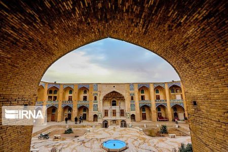 شب‌مانی مسافران نوروز در کرمان بیشتر شد -اقطاع خبر
