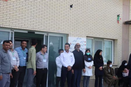 حضور خادمان رضوی در بیمارستان قلعه‌گنج