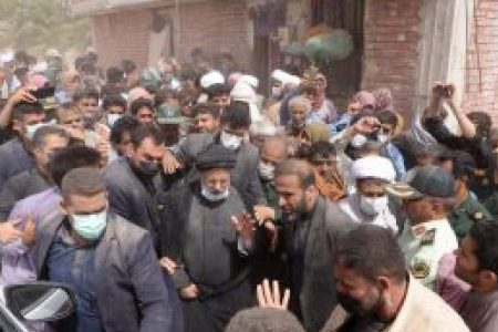 قابی از سفر شهید جمهور به جنوب کرمان