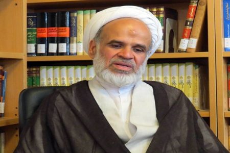 امام خمینی (ره) الگویی برای همه نسل‌ها
