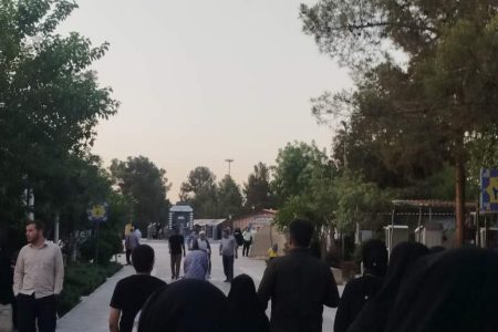 ‌دختران قلعه‌گنجی از دیدار رهبری می‌گویند