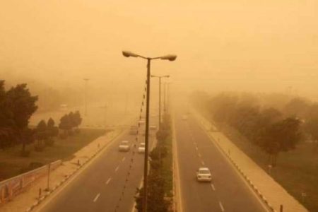 ادارات دولتی و بانک‌ها در کرمان تعطیل شدند