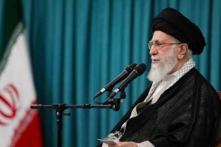ورود نظامی آمریکا با صدمه جبران‌ناپذیر همراه خواهد بود