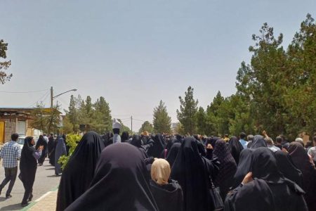 حماسه زرندی‌ها در جمعه خشم و نصر