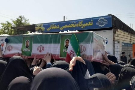 آغوش گرم زرند برای فرزندان شهیدش
