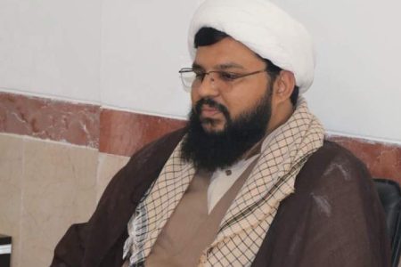 ملت ایران در مسیر ظلم‌ستیزی حسینی ایستاده‌اند