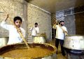 پخت ۲۵ دیگ آش نذری در خرمدشت‌ کوهبنان