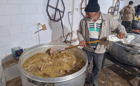 طعم خاص آبگوشت امام حسینی در کوهبنان است