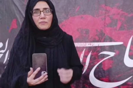 حجاب به زن قدرت و شخصیت می‌دهد
