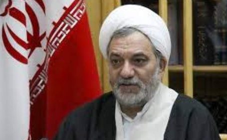 حل مشکل ترخیص ۱۵ هزار خودروی وارداتی در بم