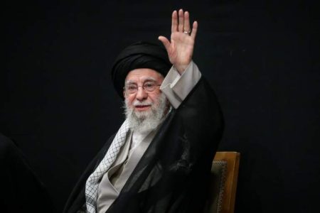 ایران را به اوج افتخار می‌رسانیم