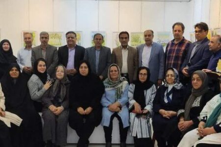 بازدید مدیرکل بهزیستی از نمایشگاه در رفسنجان