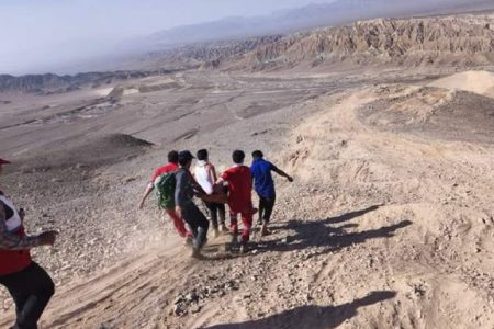 جان‌باختن فردی در پی ریزش کوه در بم