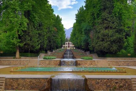 باغ شاهزاده عصر یکشنبه تعطیل است