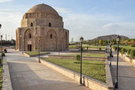 تعطیلی موقت گنبد جبلیه کرمان