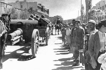 حمله متفقین، رسوایی رژیم پهلوی