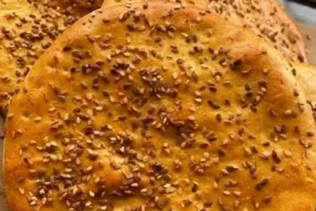 تدارک کوهبنانی‌ها برای جشنواره با ۲ نان بومی