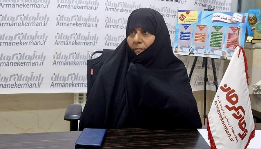 آغاز نویسندگیام با انشای ۹ صفحهای بود