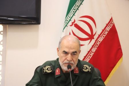 جنگ ترکیبی را با جهاد ترکیبی پاسخ می‌دهیم