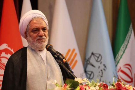 ۲۳۰۳ نفر در کرمان مشمول عفو معیاری شدند ۲۳۰۳ نفر در کرمان مشمول عفو معیاری شدند