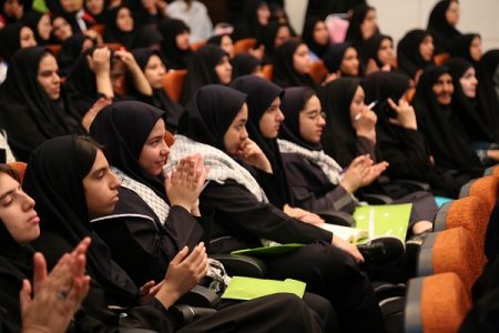 میراث زنان دفاع مقدس در دستان دختران امروز