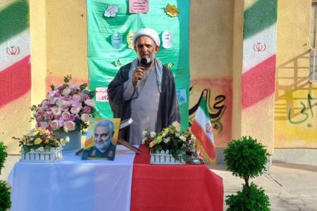 تلاش‌های نیروی انتظامی شایسته قدردانی است