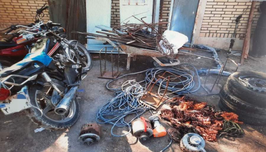 انهدام باند سرقت با کشف ۲۱ فقره سرقت در بم