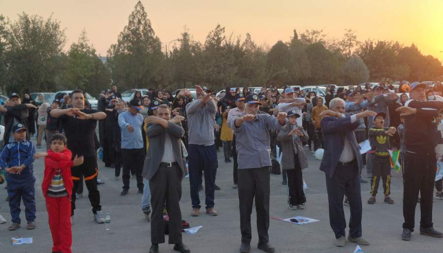 برگزاری همایش پیاده‌روی خانوادگی در شهربابک