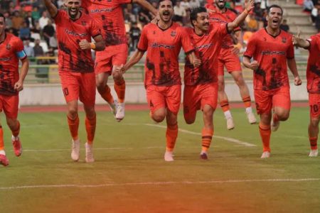 هتریک لاله‌های نارنجی شهربابک