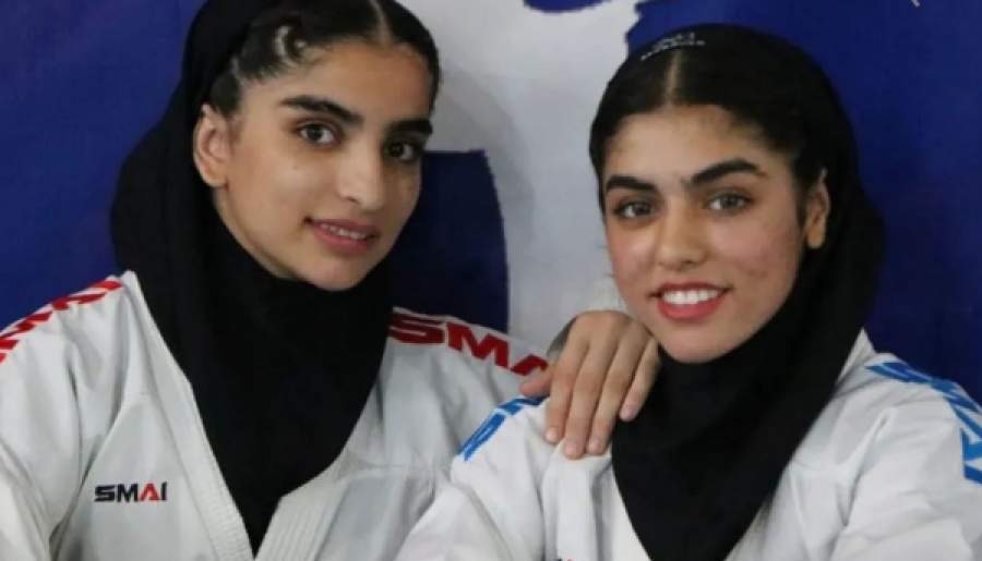 کاراته‌کاهای کهنوج، در سکوی قهرمانی