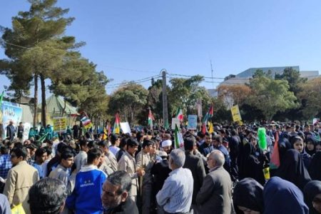 کرمان؛ شهری بیدار در صبح استکبارستیزی