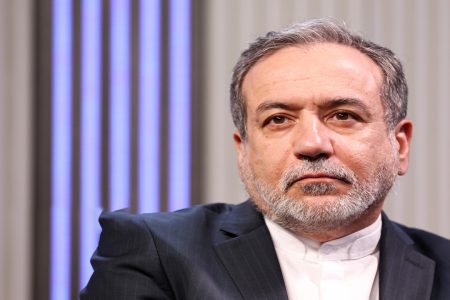 جایزه صلح نوبل را به حامی صهیونیست‌ها دادند