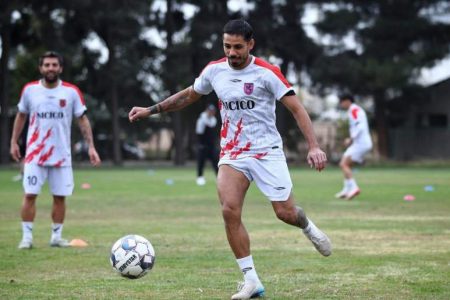 مس رفسنجان در تهران با انگیزه تمرین می‌کند